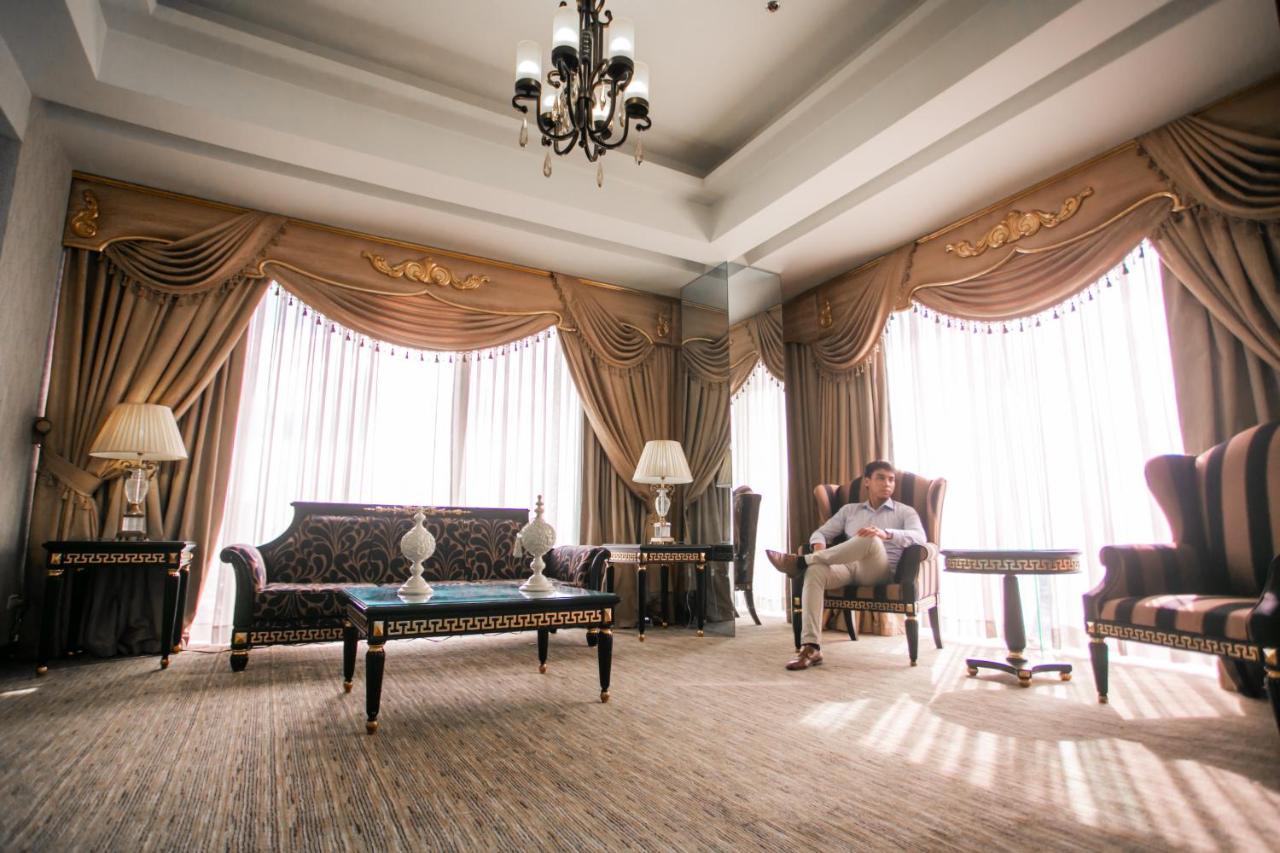 קואזון סיטי Luxent Hotel מראה חיצוני תמונה