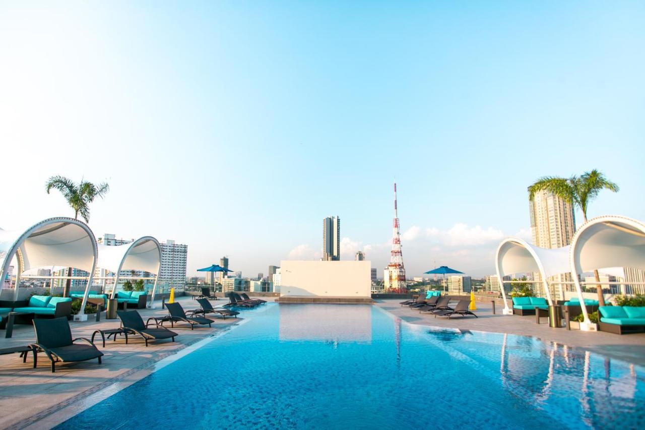 קואזון סיטי Luxent Hotel מראה חיצוני תמונה